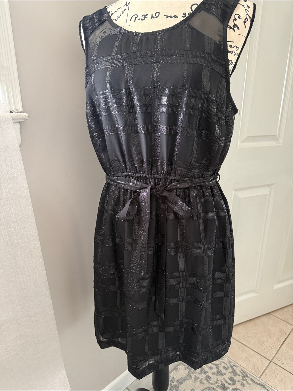 Forever 21 Black Sheer-Overlay Belted Dress